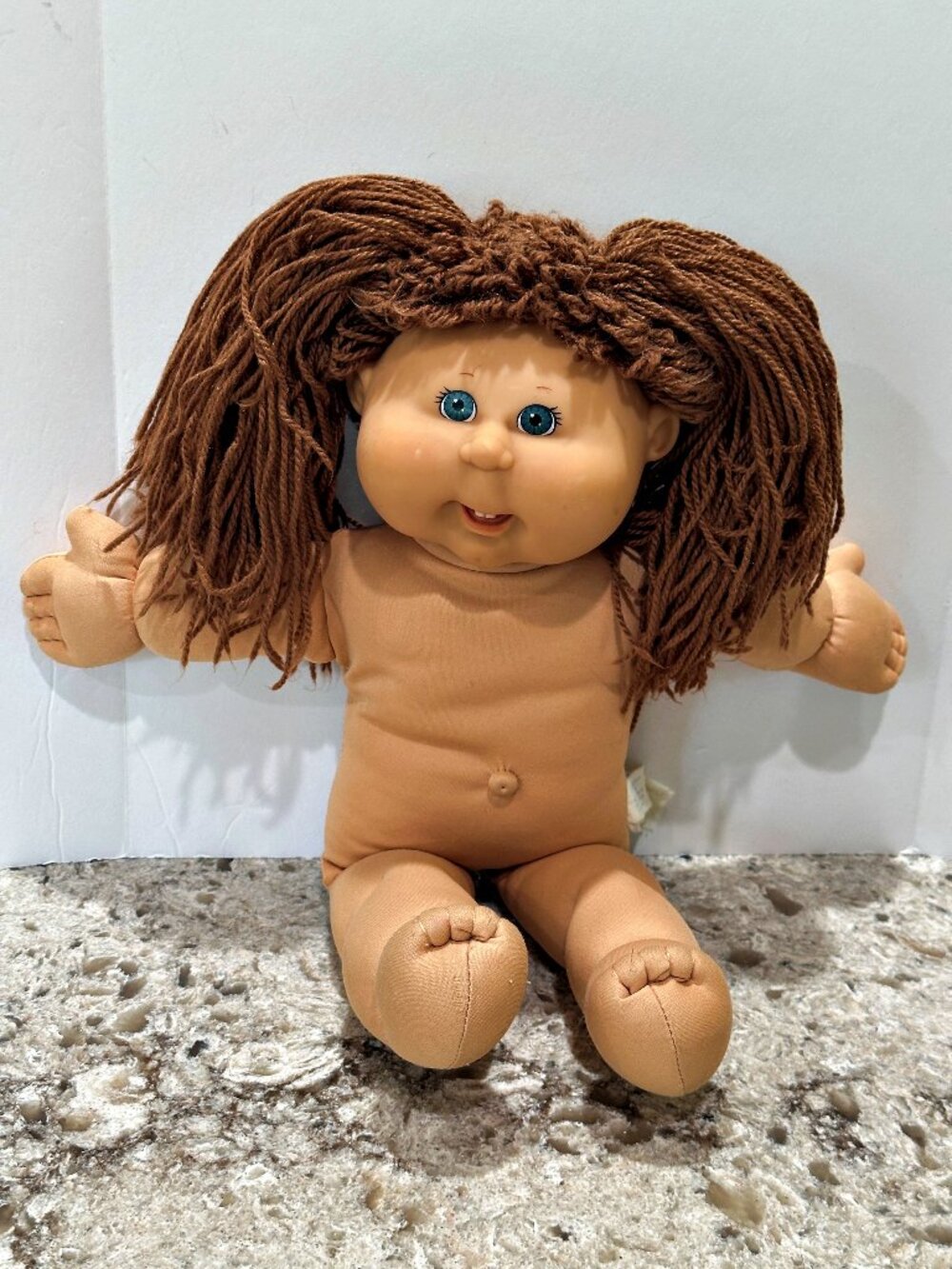 VTG Cabbage Patch Kids Doll Brown Hair Blue Eyes Two Teeth Play Along 2004 PA-1